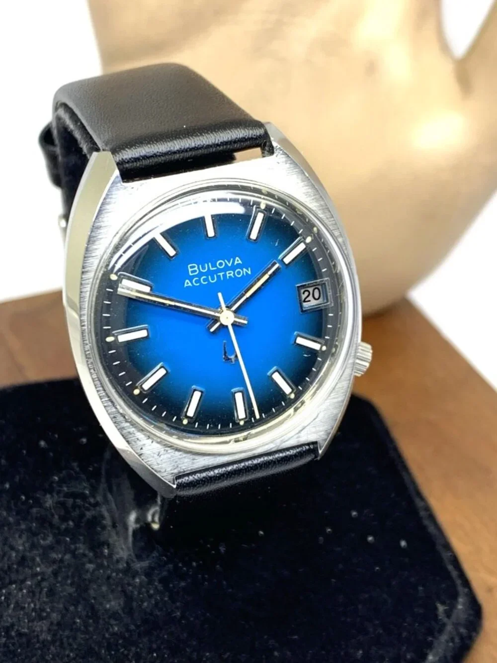 Bulova Accutron Men's Watch Vintage 1973 Quartz Blue Dial Black Leather Strap